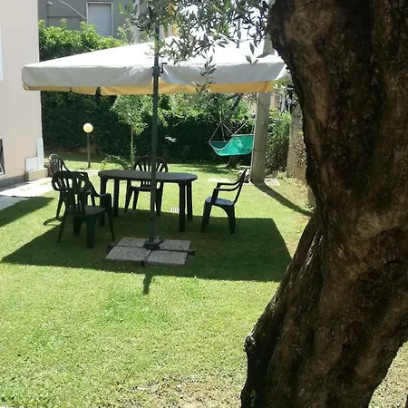 Apartament Short Lets *